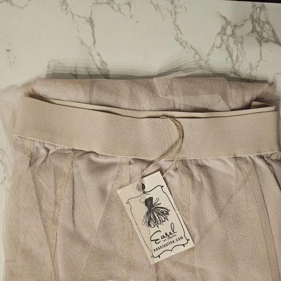 New! Easel Fairy Tale Tiered Mesh Ballerina Midi Maxi Skirt - Picture 7 of 7